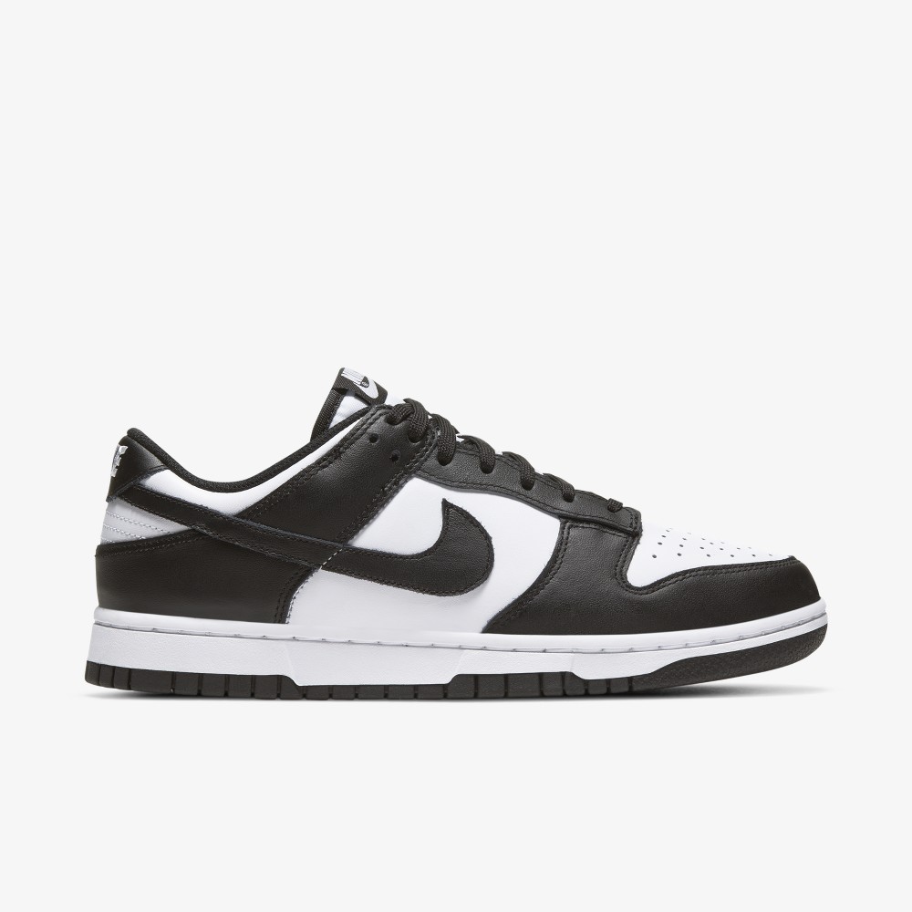 black and white dunk low nike